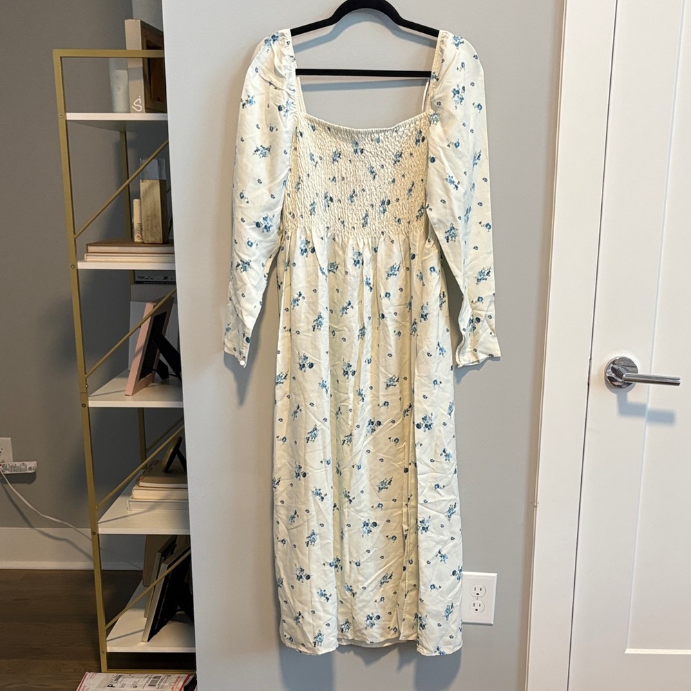 NWT H&M Cream Long Sleeve Milkmaid Dress with Blue Floral Pattern and Slit